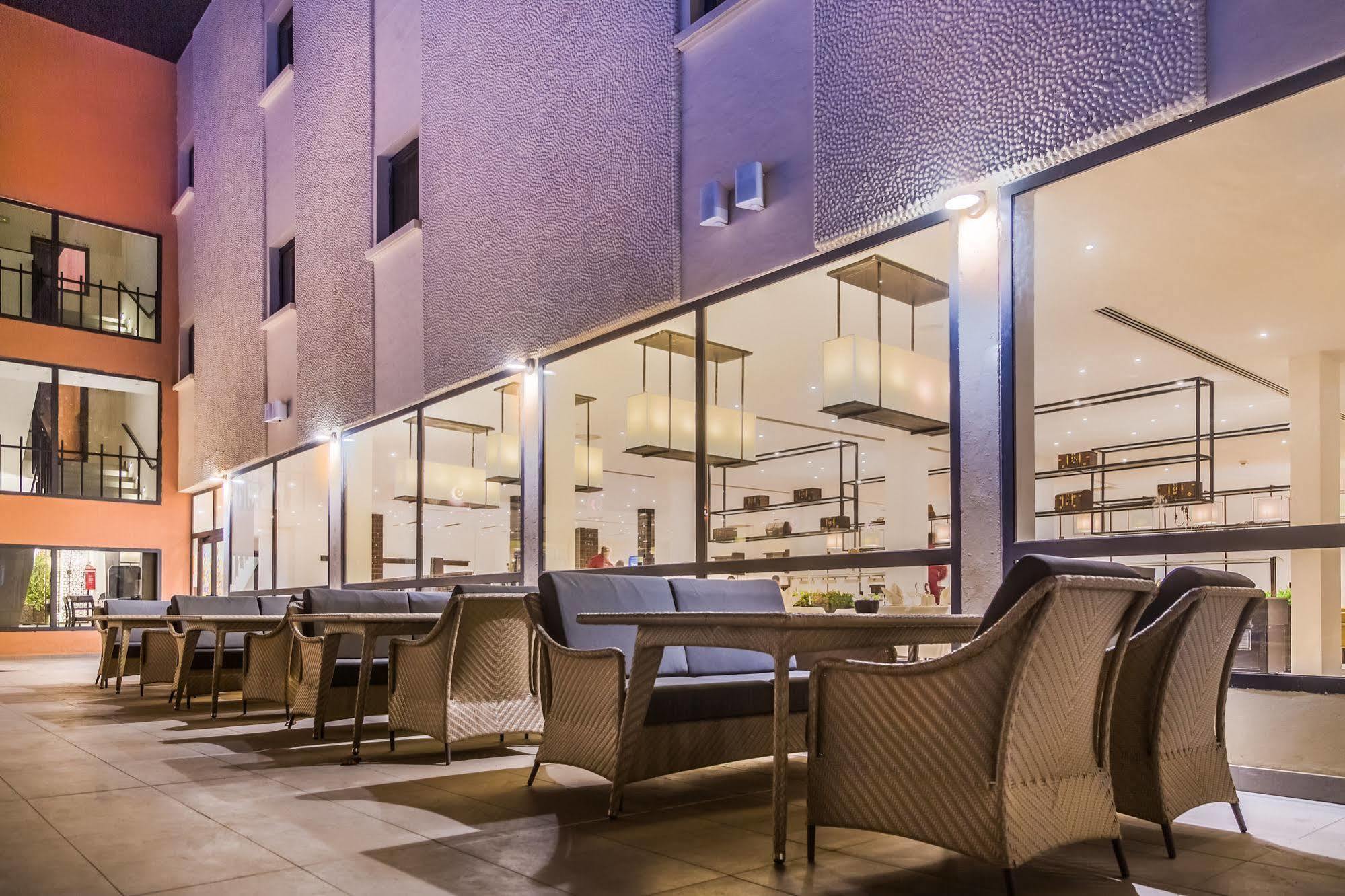 Azalai Hotel Нуакшот Екстериор снимка